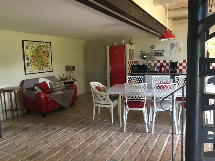 Gite Des Amis Domaine De Mas Caron Caromb Екстериор снимка